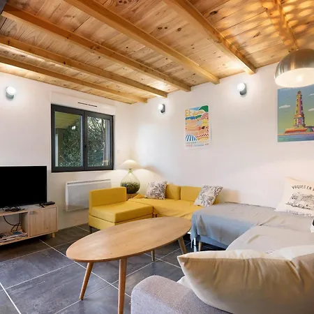 Front De Holiday home Le Verdon-sur-Mer