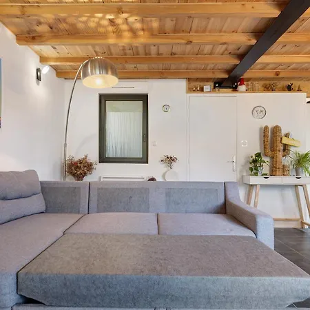 Front De Holiday home